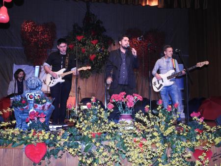 Valentinov glasbeno-humoristični koncert Franca Gorze z gosti 53